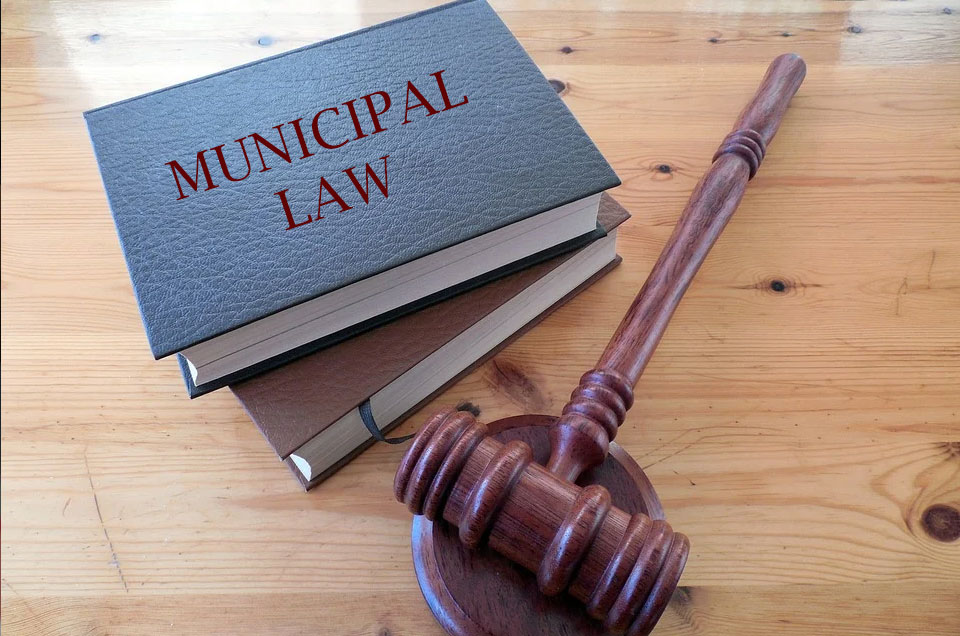 municipal-law.jpg